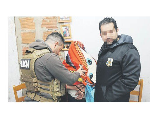 Líder. Así se llevaban a “Guchi”, sindicado por los investigadores como uno de los líderes de la banda delictiva.