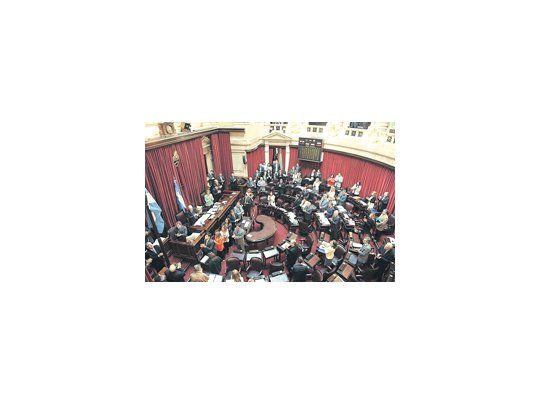 El Senado sancionó el proyecto de ley contra la trata de personas en 2011. La Cámara de Diputados eludió el debate hasta la convocatoria de Cristina de Kirchner a sesiones extraordinarias.
