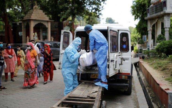 India es el pa&iacute;s que registra mayores casos de coronavirus diarios, con una tendencia al alza.