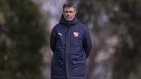 Vaccari, atento al futuro de Independiente en la Copa Sudamericana.