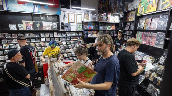 Llegó el fin para una de las tiendas de música más míticas de España.