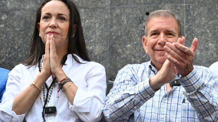 Al verse impedida de ser candidata, respaldó a González Urrutia, manteniendo su rol como líder moral y estratega de la campaña.