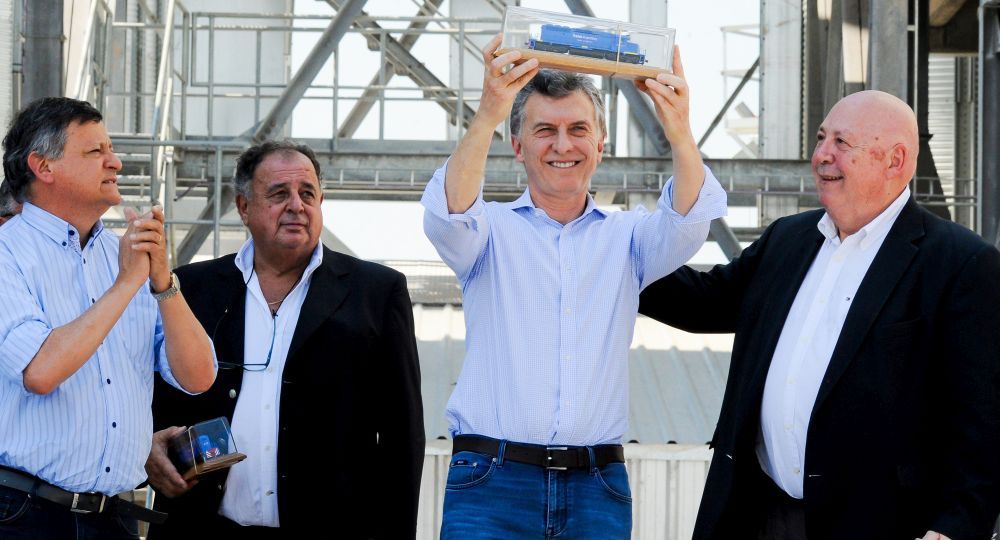 Macri estuvo acompañado  por el gobernador de Chaco, Domingo Peppo, entre otras autoridades.
