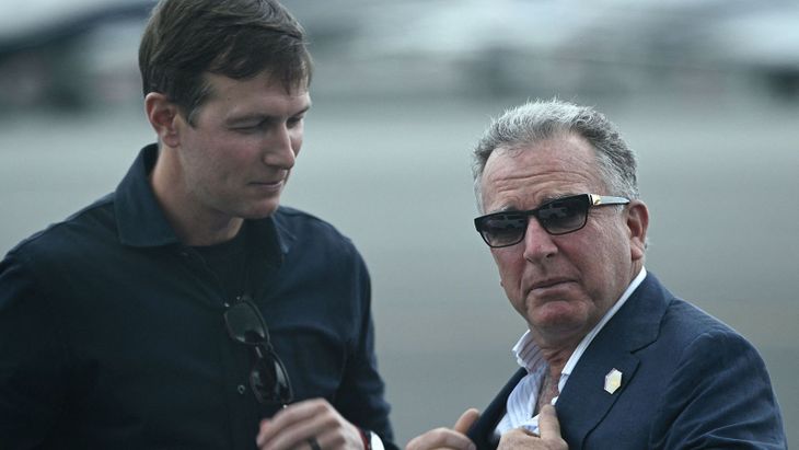 La Casa Blanca apuesta a la vía diplomática con una delegación encabezada por Witkoff y Kushner.