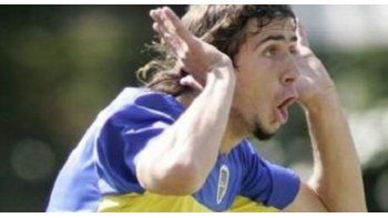 Pratto, festejando un gol jugando en las inferiores de Boca.
