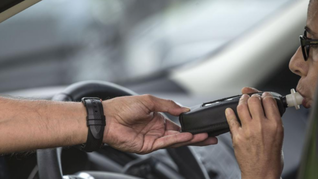 alcohol al volante: aseguran que bajaron los casos positivos en buenos aires