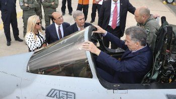comprar un avion militar significa comprar una relacion internacional