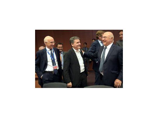Los ministros de Economía de Francia, Grecia e Italia.