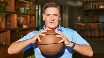 quien es mark cuban, el emprendedor estadounidense que vendia bolsas de basura a los 12 anos y se convirtio en un poderoso multimillonario dueno de una franquicia de nba