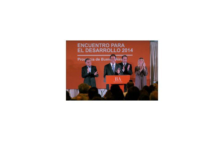 Daniel Scioli junto a Martín Insaurralde.
