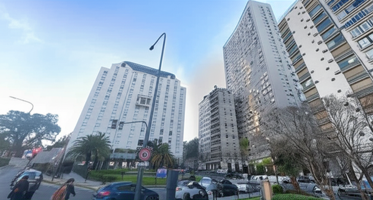 Aquí se observa lo curvo que es en su remate Aquí se observa lo curvo que es en su remate