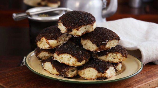 Tortita negra.