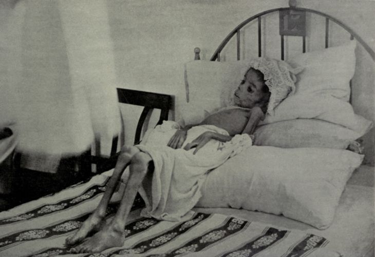 La prensa amarillista y la más seria bombardeaban a los norteamericanos con relatos y fotos del desastre humanitario que estaba pasando en Cuba. Esto puso a la opinión pública a favor de invadir la isla y expulsar a los españoles, mientras los grandes industriales y los grupos religiosos preferían una salida pacifica La prensa amarillista y la más seria bombardeaban a los norteamericanos con relatos y fotos del desastre humanitario que estaba pasando en Cuba. Esto puso a la opinión pública a favor de invadir la isla y expulsar a los españoles, mientras los grandes industriales y los grupos religiosos preferían una salida pacifica
