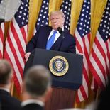 La firmeza mostrada por el gobierno de Trump en el rumbo de la guerra de Medio Oriente, ya empieza a mostrar un costado débil. La firmeza mostrada por el gobierno de Trump en el rumbo de la guerra de Medio Oriente, ya empieza a mostrar un costado débil.