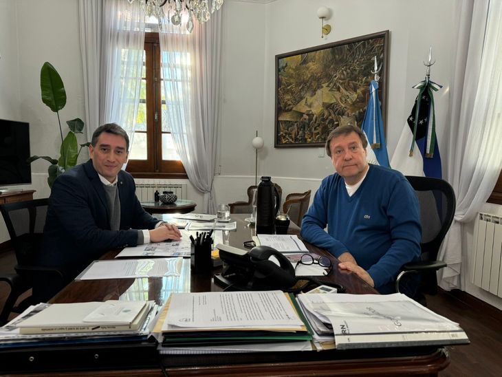 El intendente Castro, de Viedma, junto al gobernador Alberto Weretilneck. El intendente Castro, de Viedma, junto al gobernador Alberto Weretilneck.
