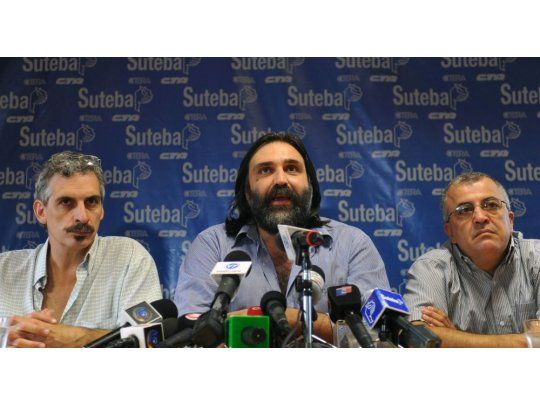 En el centro, Roberto Baradel, secretario general de SUTEBA