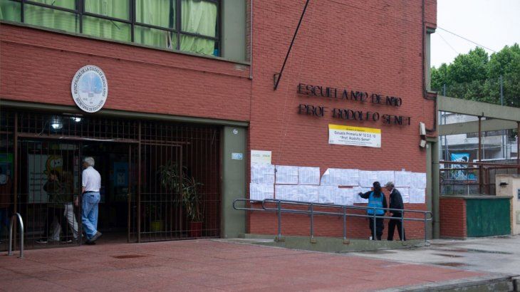 Las jornadas electorales tienen horas de mayor y menor afluencia. Las jornadas electorales tienen horas de mayor y menor afluencia.