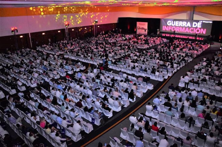 Estrategas, consultores, líderes políticos y protagonistas de campañas formarán parte de una convocatoria transversal. Estrategas, consultores, líderes políticos y protagonistas de campañas formarán parte de una convocatoria transversal.