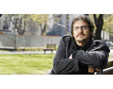 Felipe Pigna. Felipe Pigna.