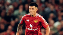 Por el momento, Lisandro Martínez no se irá del Manchester United, al igual que Alejandro Garnacho.