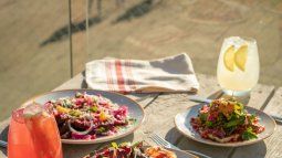 paseo gastronomico a cielo abierto en la ciudad: fiestas, cocteles de autor y cocina gourmet