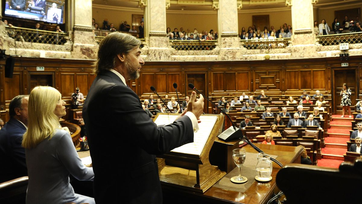 Lacalle Pou defended the social security reform and launched a veiled criticism of the plebiscite