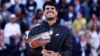 Carlos Alcaraz se convirtió en el décimo español en consagrarse campeón de Roland Garros al vencer al alemán Alexander Zverev.