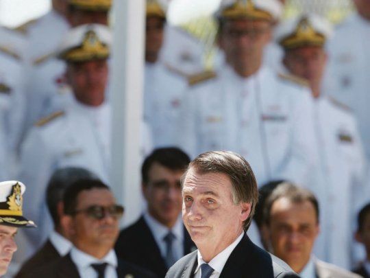 ENTRE CAMARADAS. Jair Bolsonaro habló ayer ante el Cuerpo de Fusileros Navales de Río de Janeiro. Estoy decidido a gobernar junto a las personas de bien de nuestro Brasil, dijo.