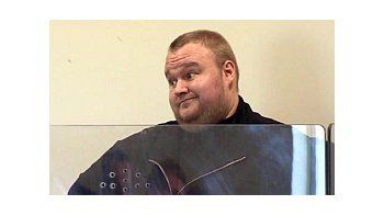 Kim Schmitz, conocido como Kim Dotcom, está detenido en NUeva Zelanda.