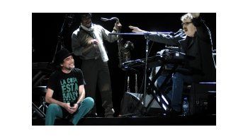 Joaquín Sabina junto a Charly García.