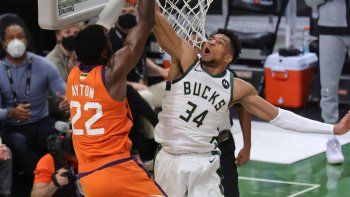 final de la nba: milwaukee igualo la serie ante phoenix