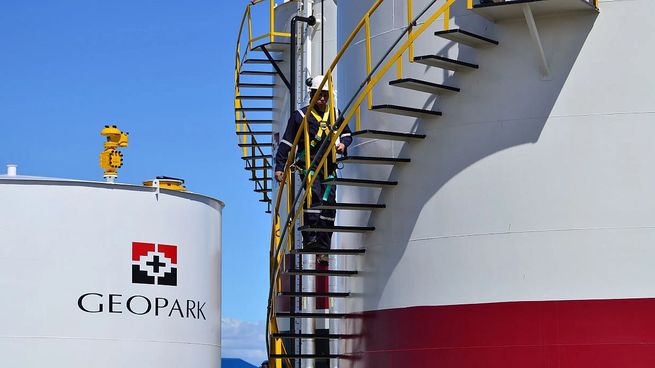 GeoPark declaró que las dos empresas estaban trabajando en exclusiva en la operación, que se espera cerrar en el tercer trimestre y que aportará inmediatamente más de 5.000 barriles netos de petróleo equivalente de producción.