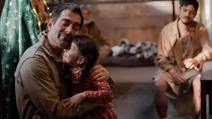 Netflix suma una película que reinterpreta un drama emotivo y vuelve a poner en agenda el poder de los vínculos familiares. Netflix suma una película que reinterpreta un drama emotivo y vuelve a poner en agenda el poder de los vínculos familiares.