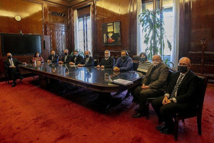 Acuerdo entre Banco de la Naci&oacute;n Argentina (BNA), la C&aacute;mara Argentina de Farmacias (CAF) y la Federaci&oacute;n Argentina de C&aacute;maras de Farmacias.