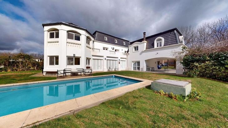 Grand Bell I, en el partido de La Plata Grand Bell I, en el partido de La Plata