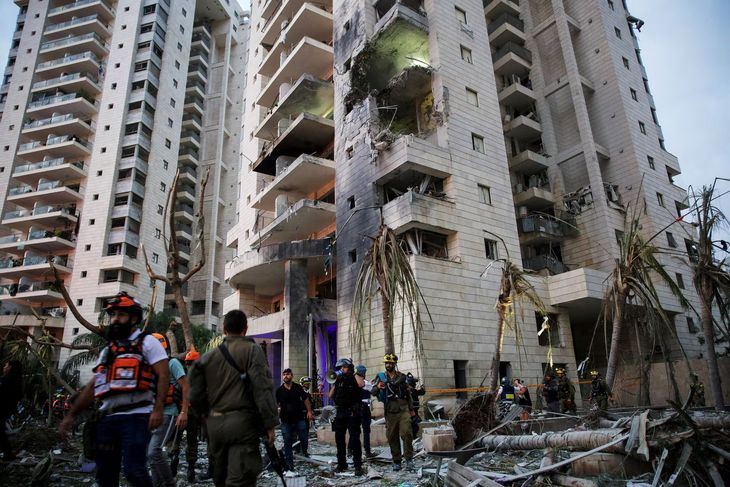 El estallido del conflicto tuvo lugar el 13 de junio, cuando Israel lanzó una ofensiva militar directa contra Irán. El estallido del conflicto tuvo lugar el 13 de junio, cuando Israel lanzó una ofensiva militar directa contra Irán.