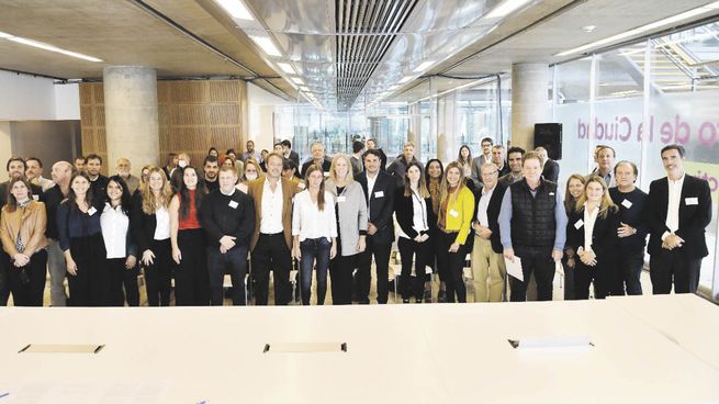 Fondos. La ministra María Migliore y directivos del Banco Ciudad en la presentación del Fondes en la sede de la entidad crediticia.