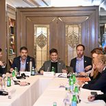 El gobernador busca inversiones para la Provincia de Buenos Aires con referentes de sectores estratégicos.