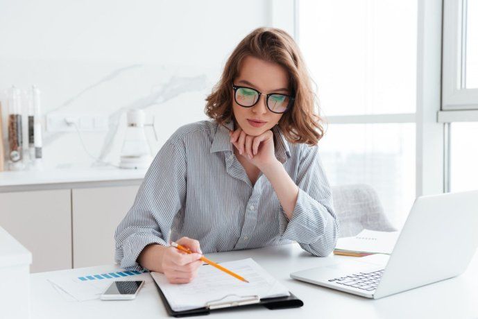 Antes de aceptar efectivo, conviene revisar algunos detalles que pueden marcar la diferencia. Antes de aceptar efectivo, conviene revisar algunos detalles que pueden marcar la diferencia.