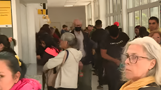 Largas colas para atenderse por dengue en la Ciudad.&nbsp;