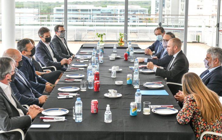 ámbito.com | guzman y kulfas con empresarios.jpg