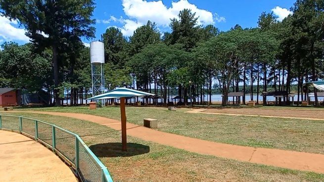 Paisajes selváticos, saltos de agua y calma total: este rincón misionero conquista a quienes buscan una experiencia de turismo diferente y auténtica.