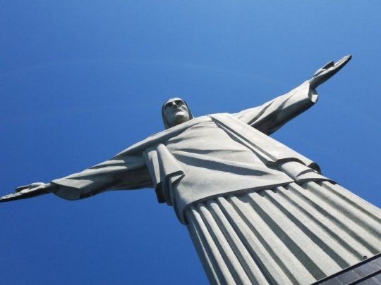 El hombre murió antes de llegar al famoso monumento ubicado en Río de Janeiro.