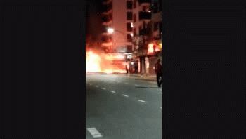 Almagro: incendio y explosión de un colectivo