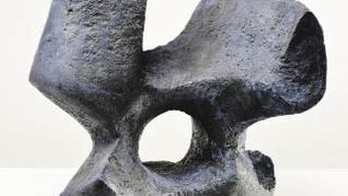penalba. Un gran homenaje a la académica escultora fallecida en 1982.