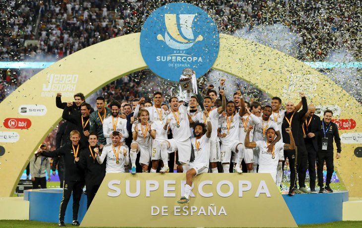 Real Madrid levantó un nuevo trofeo.