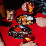 Estas son las mejores veredas y decks de Buenos Aires para comer. Estas son las mejores veredas y decks de Buenos Aires para comer.