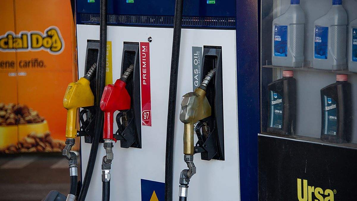 How were the final fuel prices composed after the drop?