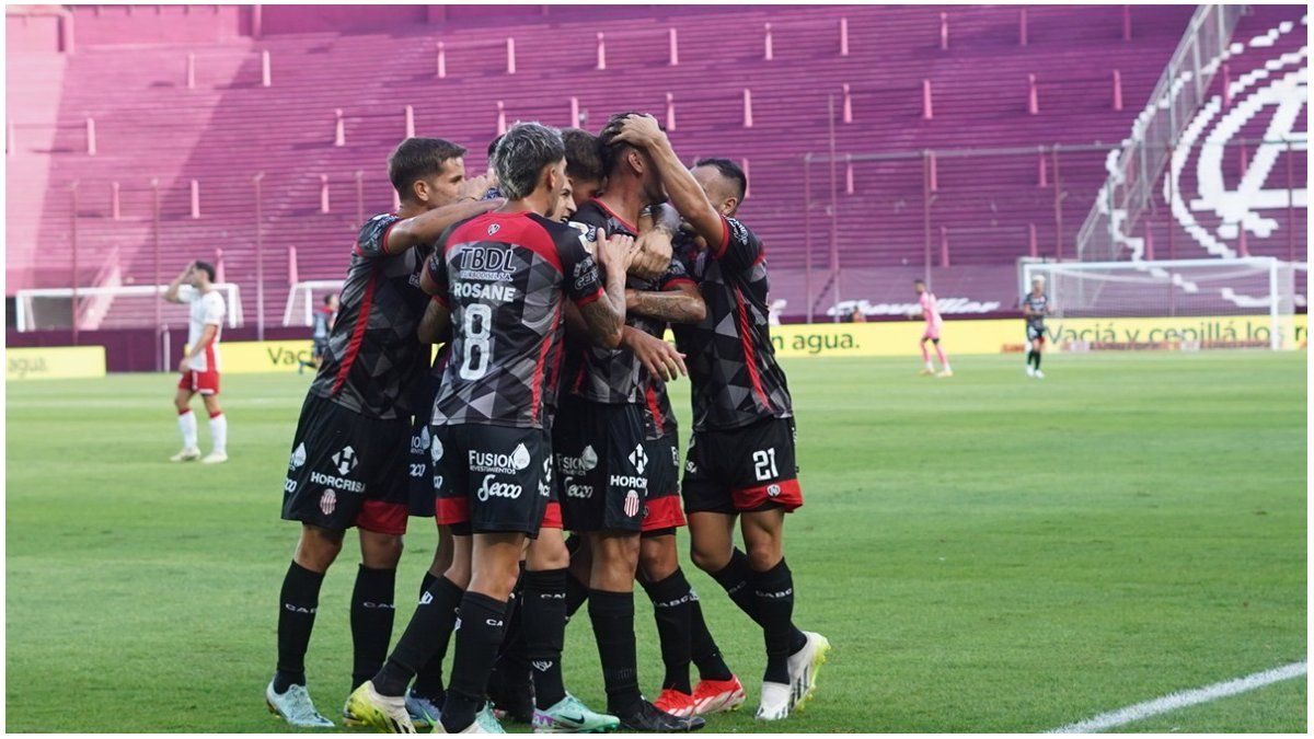 Once again the referees made Barracas Central win