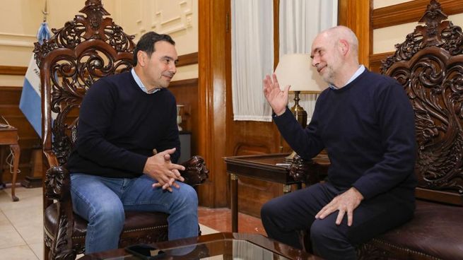 El gobernador de Corrientes, Gustavo Valdés, y el jefe de gobierno porteño, Horacio Rodríguez Larreta.&nbsp;